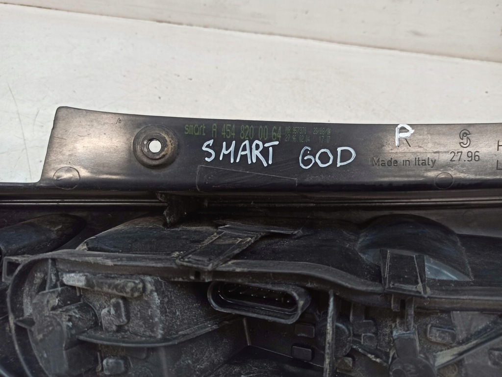 фото №5, Smart forfour hb лампа правий задня a4548200064