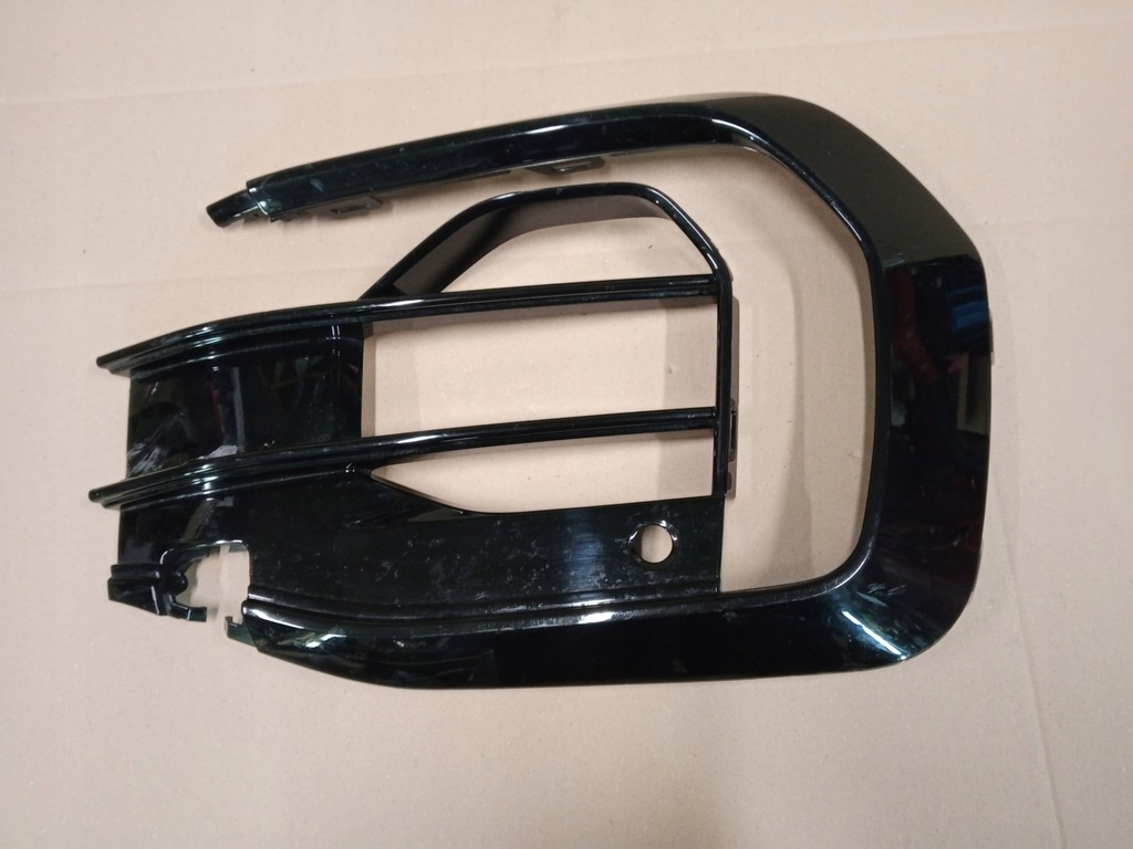 фото №2, Vw t-roc r-line lift правая решётка бампера перед