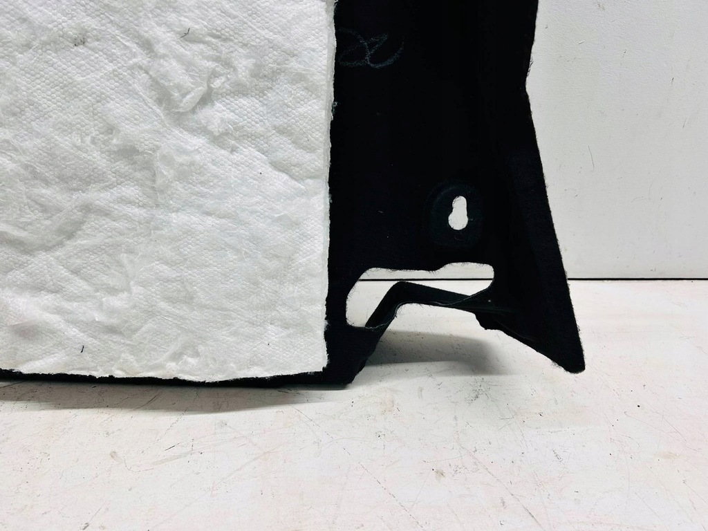 фото №11, Corolla e21 kombi 2.0h обшивка оббивка багажника права правий