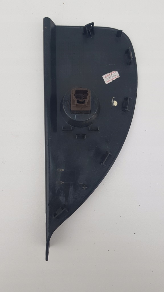 фото №2, Заглушка панели, подушка безопасности правая renault clio iii eu