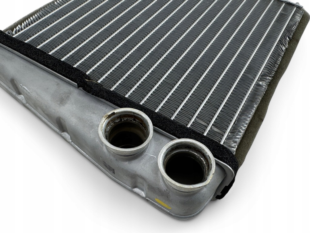 фото №7, Audi a3 s3 8p 2007 радиатор отопителя