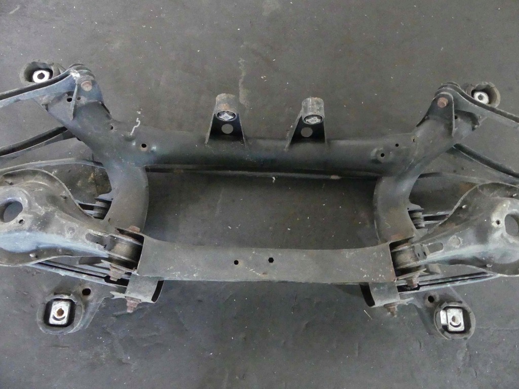 фото №8, Задня балка задня важелі kpl bmw f20