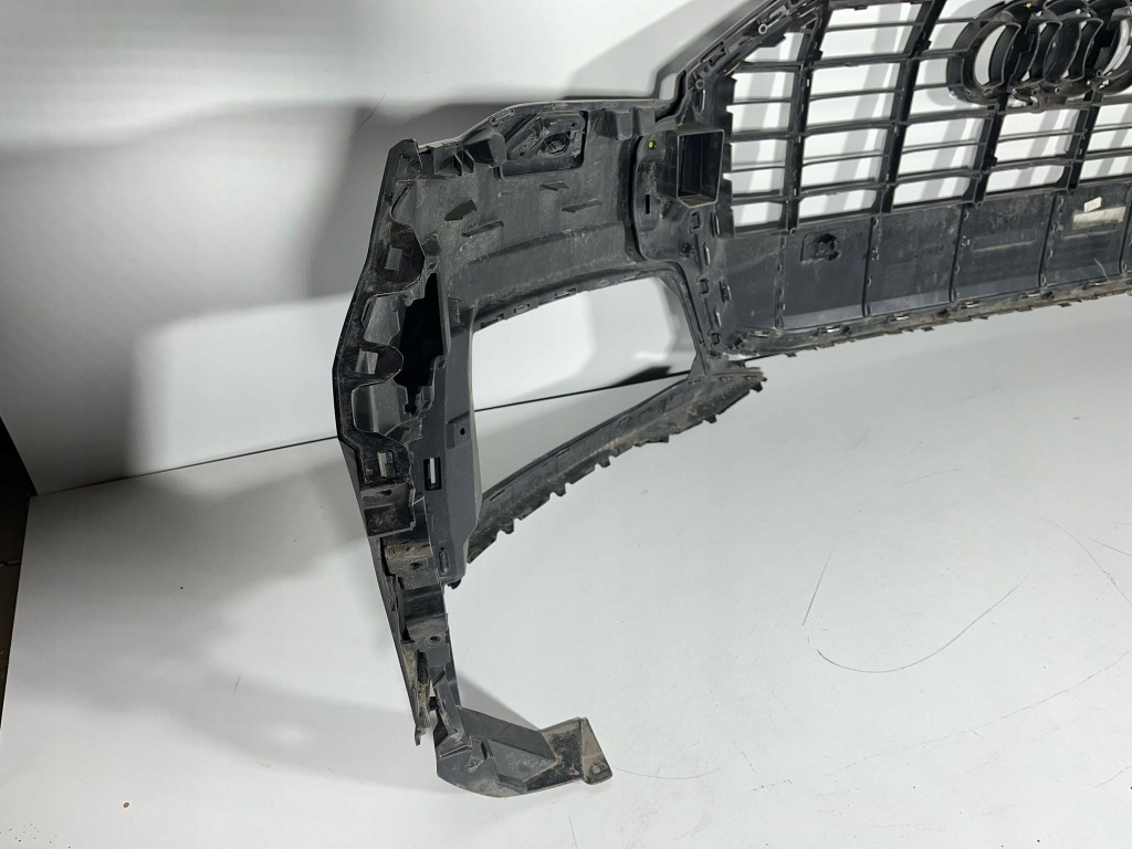 Audi q7 4m 4m0 рестайлинг  2020- бампер перед передний обычный basis 4m0807095f с Разборки