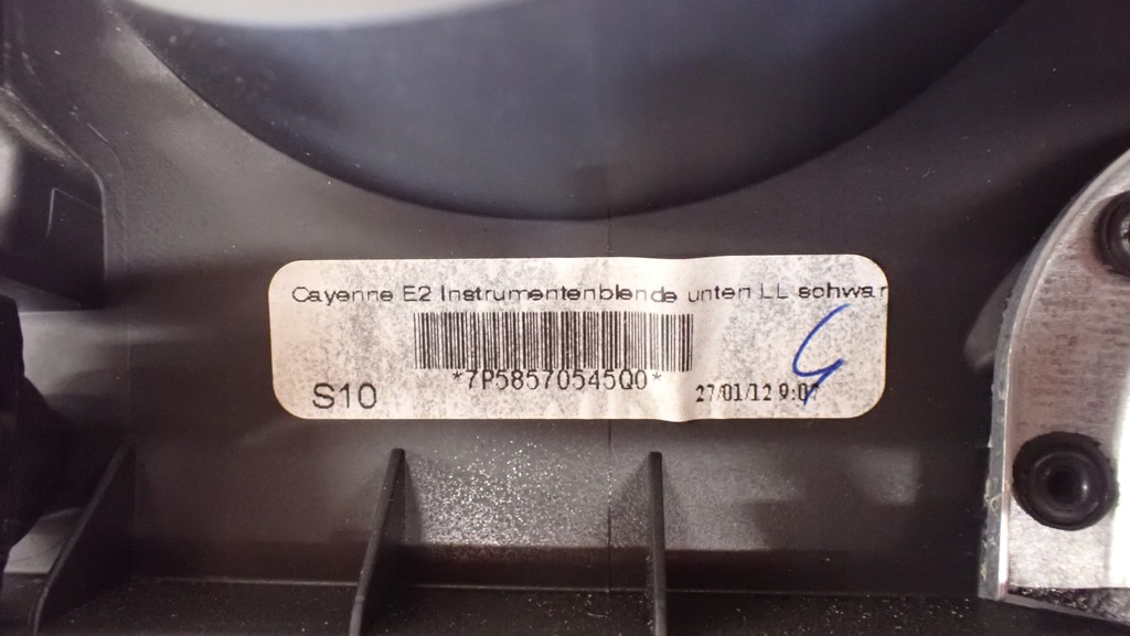 фото №12, Porsche cayenne ii защита колонки zegarów7p5953515