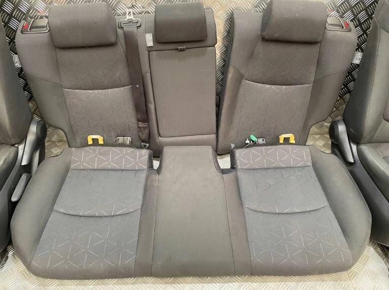 фото №7, Сидіння комплект заднє сидіння обшивки toyota rav4 v europa