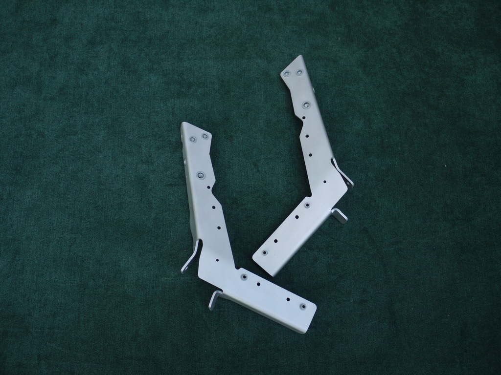 фото №1, Кронштейни лампа болти aston martin db9 2004-2016r