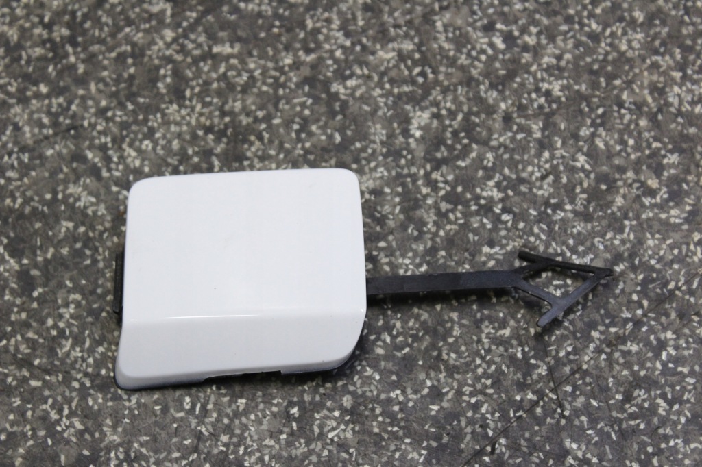 фото №1, Dacia sandero iii 20-23 lift заглушка фаркоп белый акрил