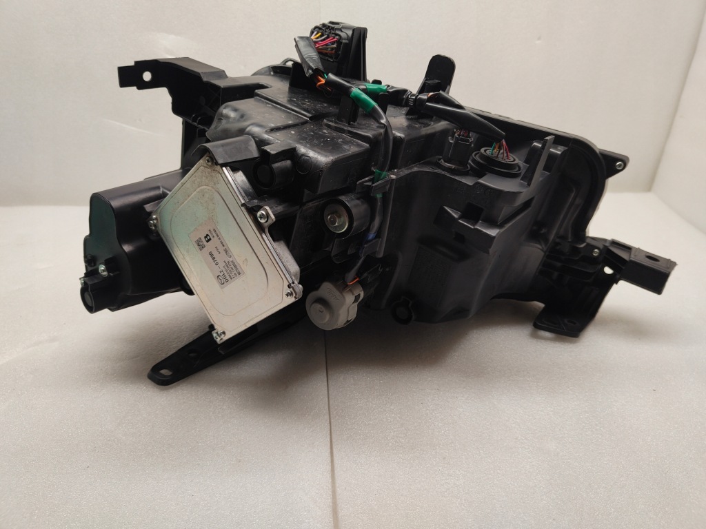 Mazda cx30 full led фара правый перед dgj1-51030 Киев