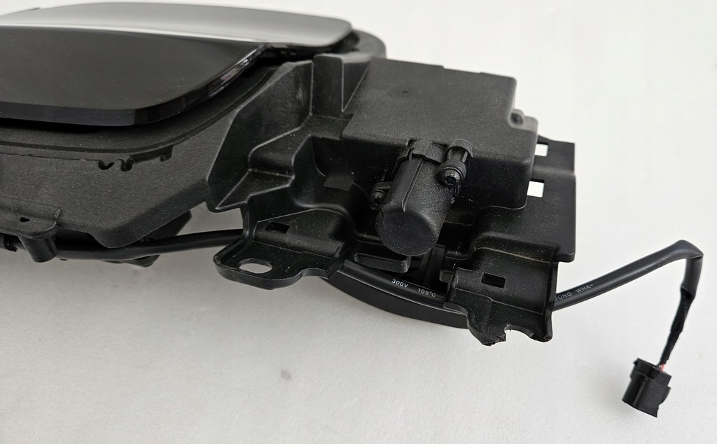 фото №14, Разъём зарядки крышка hyundai kona electric