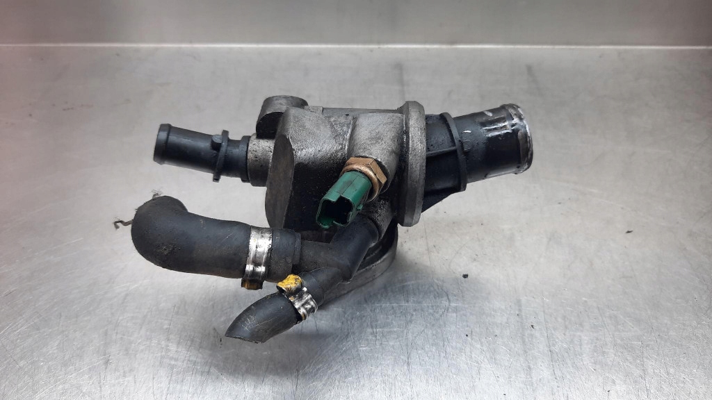 фото №1, Корпус термостата alfa romeo 147 1.9 jtd 140km