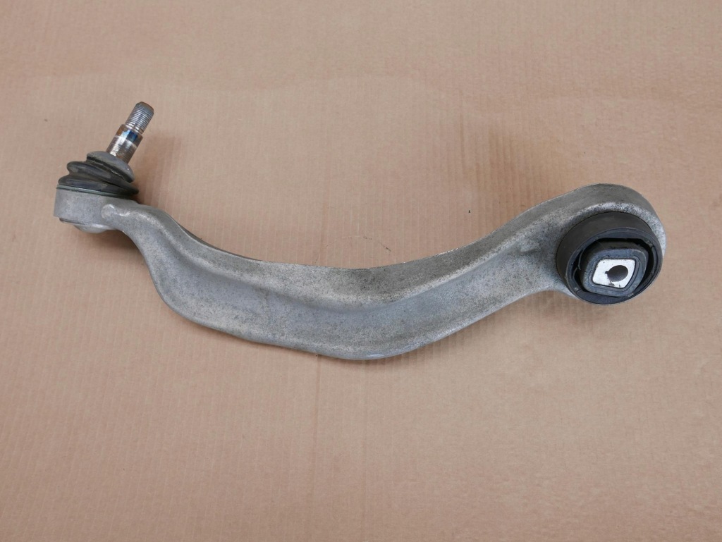 фото №1, Bmw f01 f02 f07 рычаг правый перед 6775960