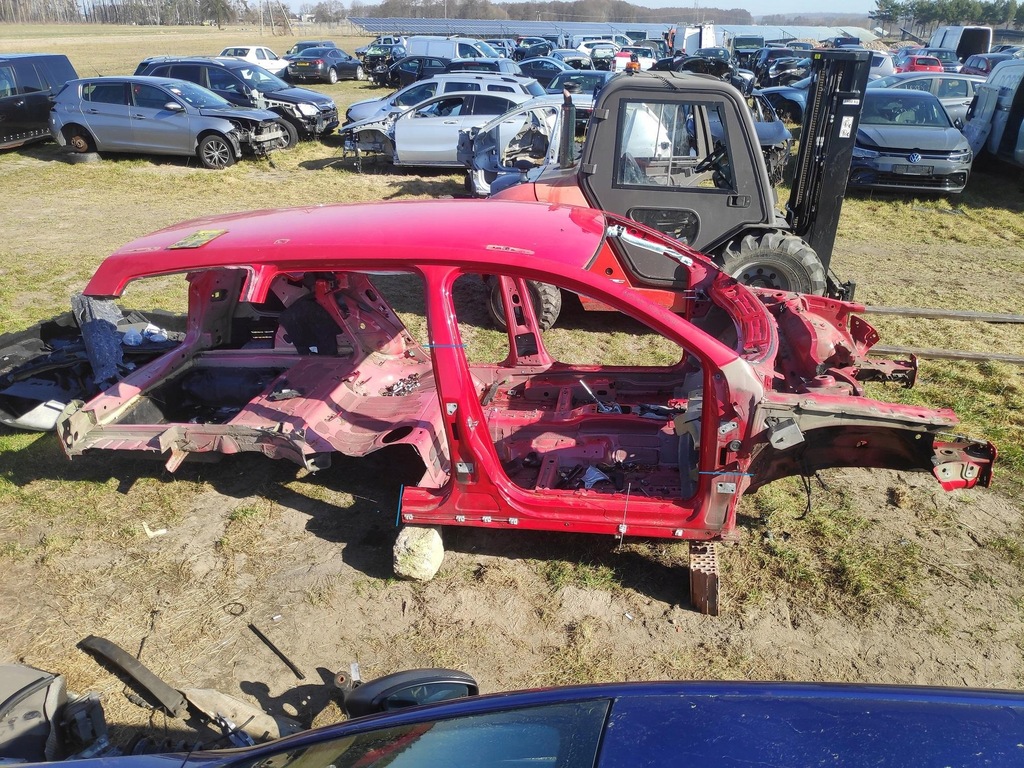 фото №1, Поріг блок двигуна b правий ly3d kombi volkswagen passat b7