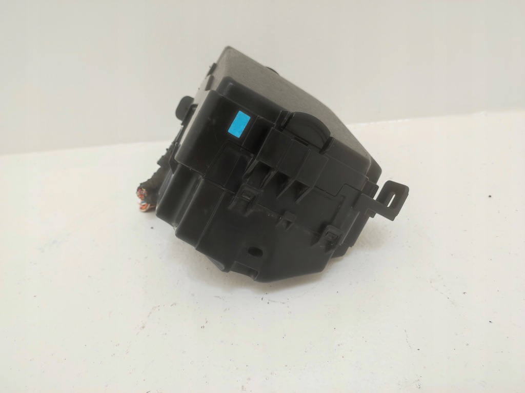 фото №8, Коробка корпус корпус предохранителей ceed ii 2