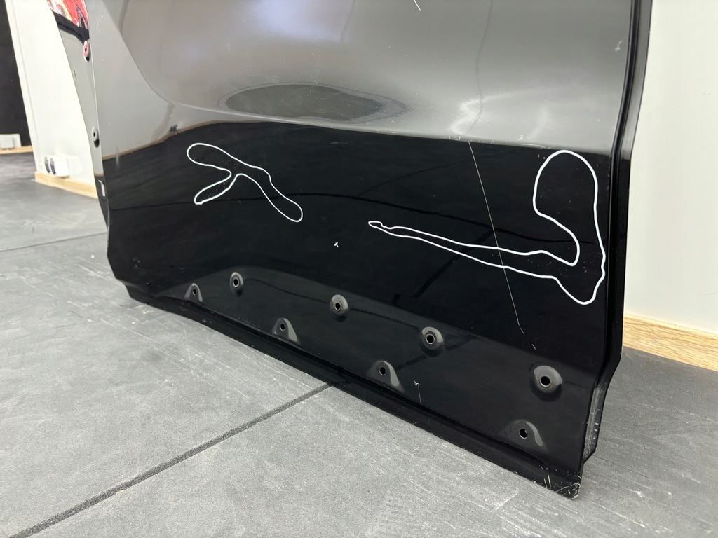 фото №12, Toyota bz4x дверь правое задние задняя