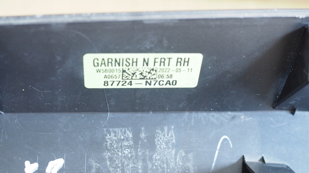 фото №11, Hyundai tucson iv 4 n line 20r- молдинг дверь правая