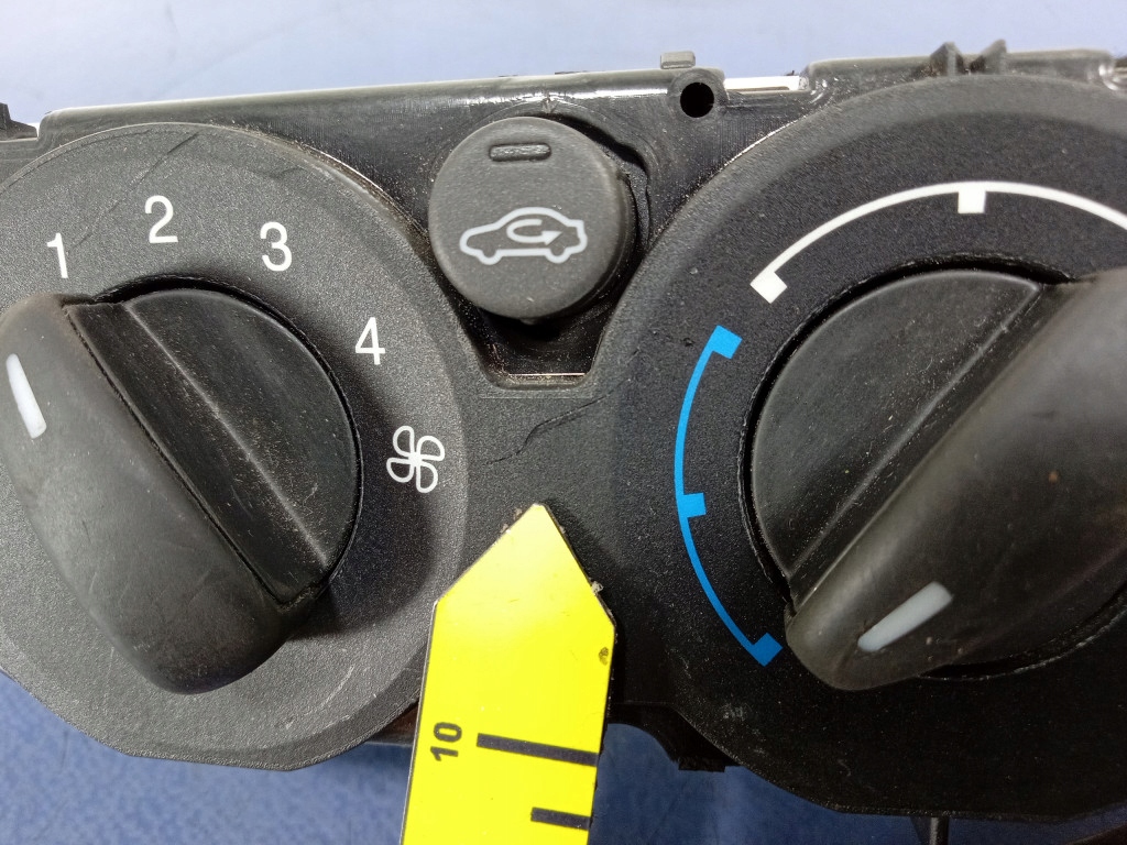 фото №9, Ford kuga mk1 перемикач кондиціонера i обдув