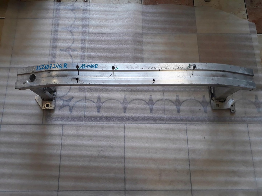 фото №1, Renault clio 4 2012-2019 rok балка бампера перед 752107246r