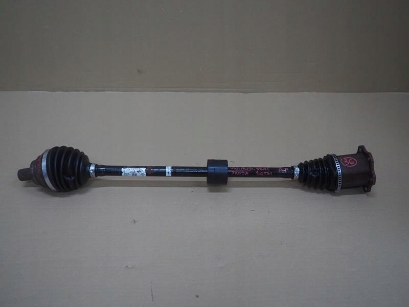 фото №1, Приводной вал приводная правая передняя vw t-roc golf viii a3 8y q2 leon iv 1.0 tsi