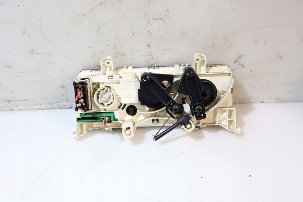 фото №3, Панель керування обдув renault clio ii