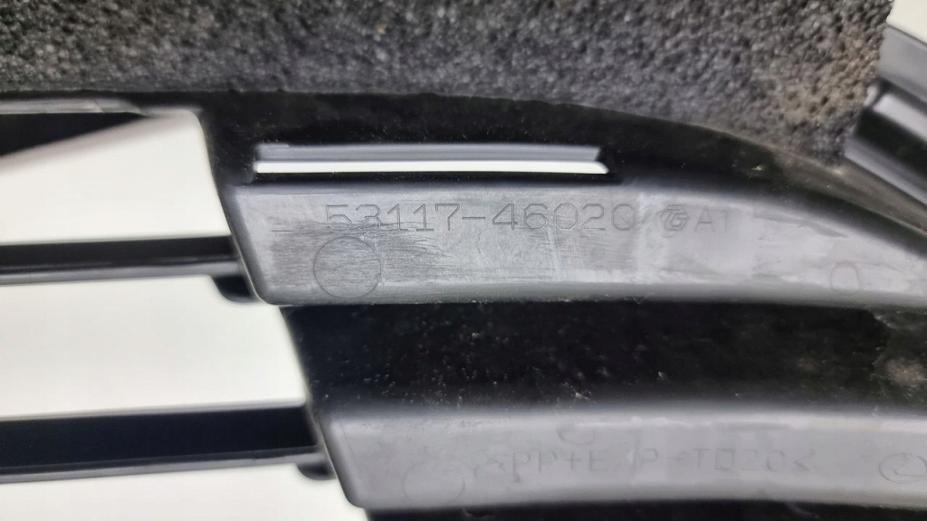 фото №4, Lexus rz решітка бампера 53117-46020