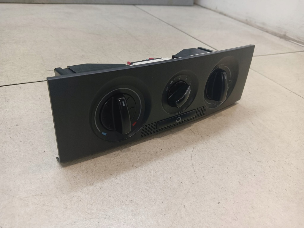 фото №6, Панель обдув skoda fabia i 1.4 6q0819445