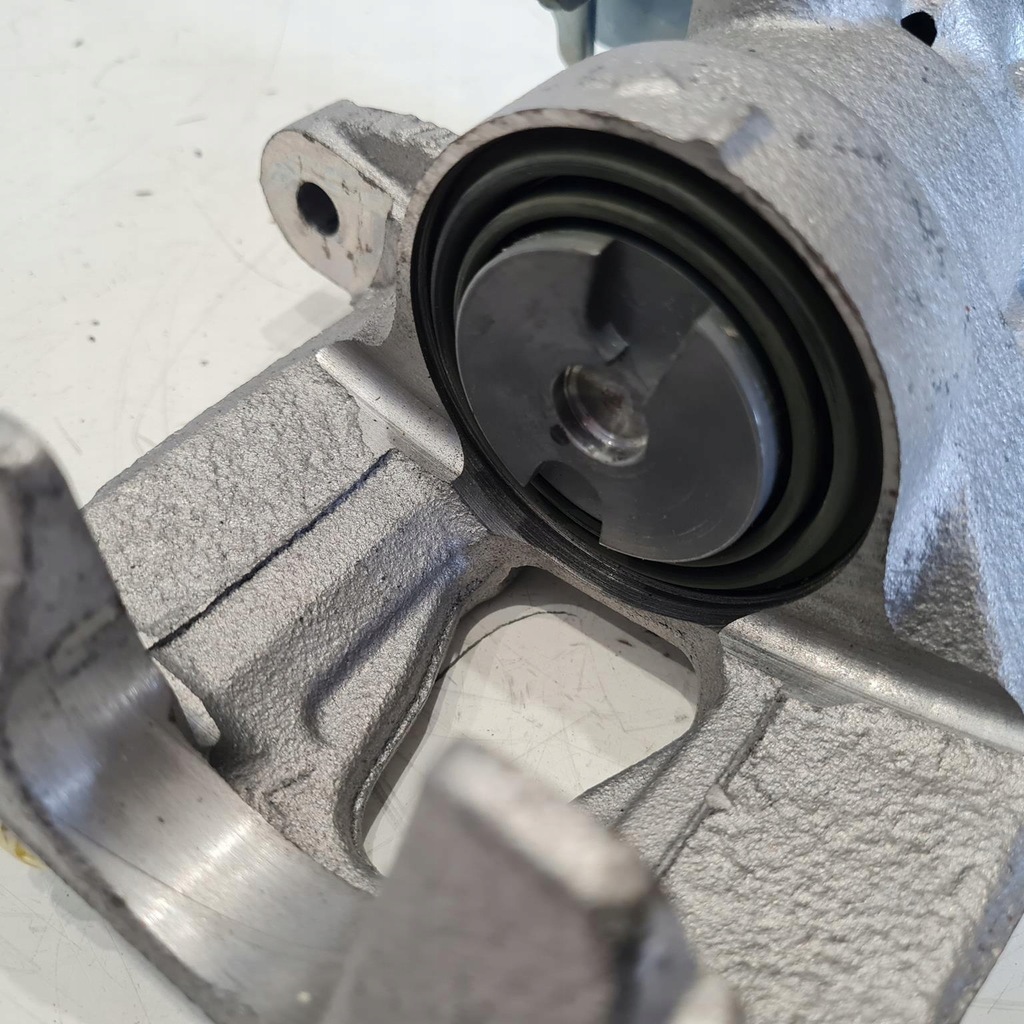 фото №6, Opel movano renault master ii суппорт тормозной правый задняя 0204y01159