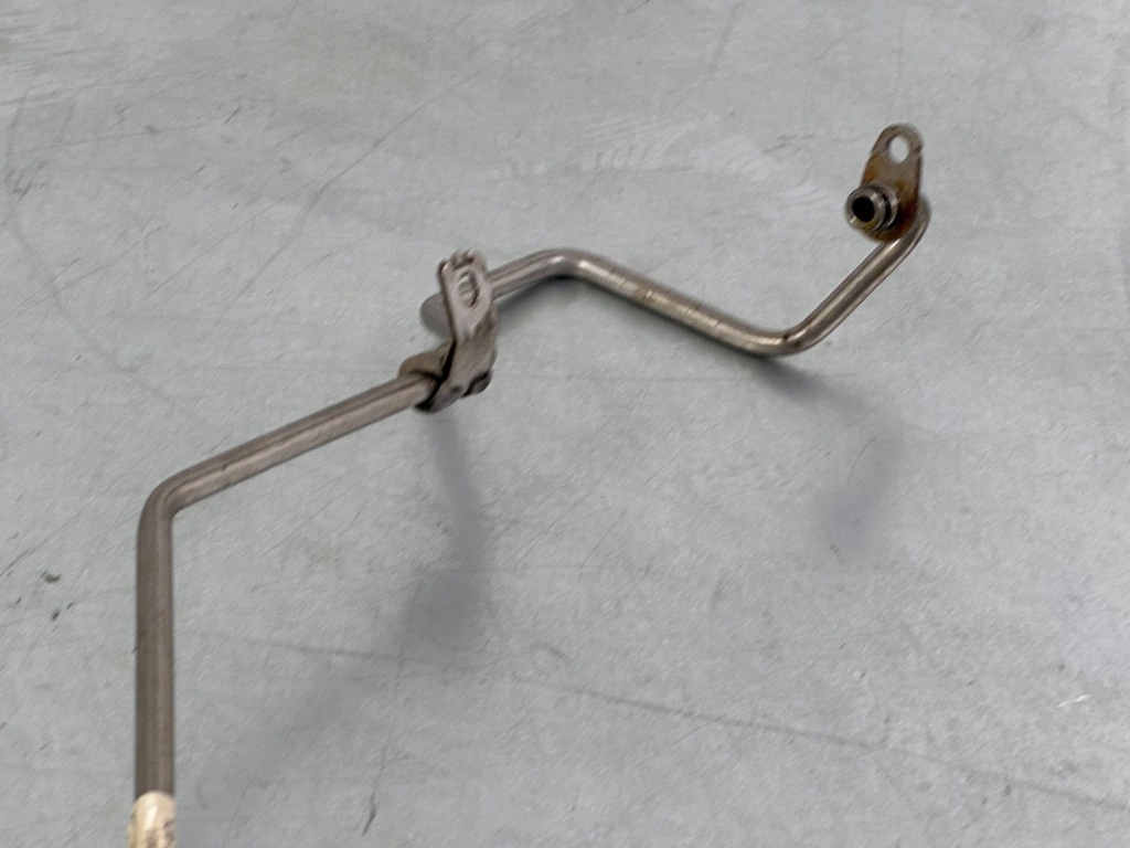 Skoda octavia mk3 5e 2019 шланг масляний мащення турбіни 1498cm3 110k Недорого