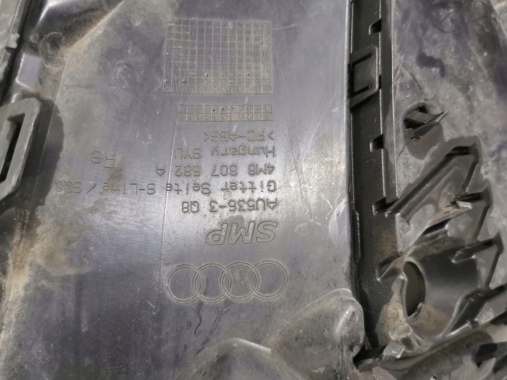 фото №5, Решётка бампера правый перед audi q8 s-line 4m8