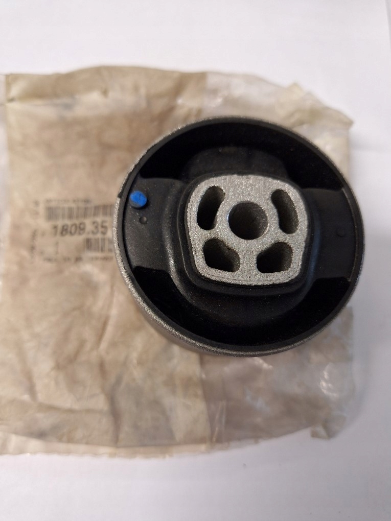 фото №1, Подушка двигателя citroen peugeot оригинальный номер 180935