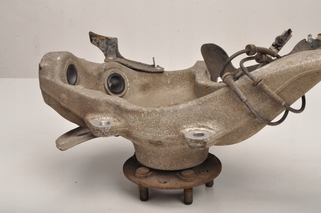 фото №9, Land rover discovery l462 поворотний кулак права передня