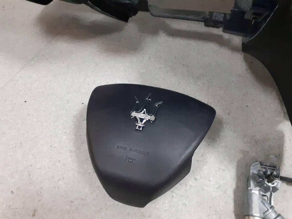 фото №5, Quattroporte vi m156 lift консоль приборная панель подушка безопасности комплект кожа ремни оригинал