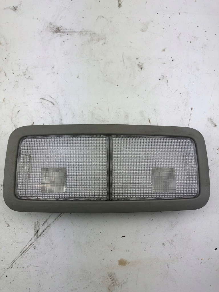 фото №1, Toyota avensis t27 лампа потолочный подсветка