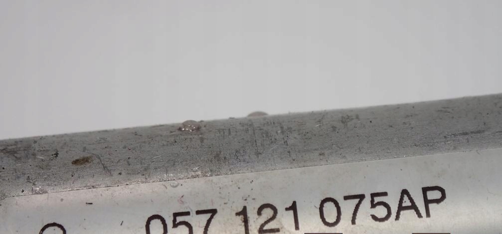 фото №7, Труба шланг патрубок водяний 057121075ap audi q7 4.2 tdi