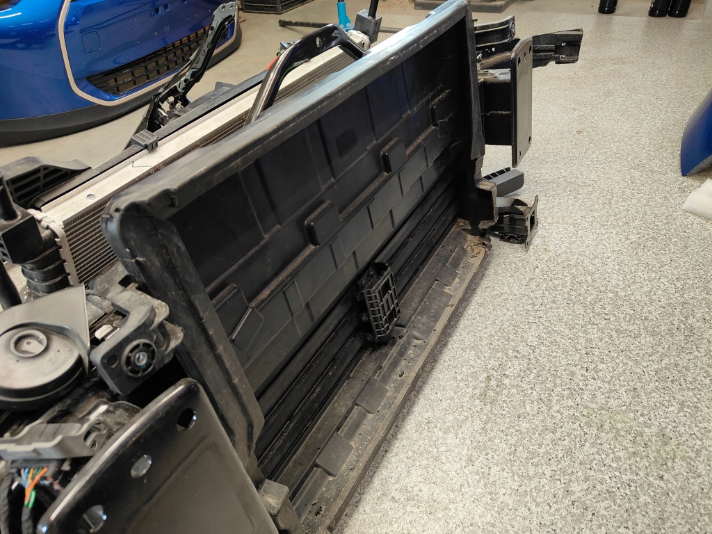 Mini cooper j01 электрик капот крыло бампер ремень радиатор перед c6k Киев