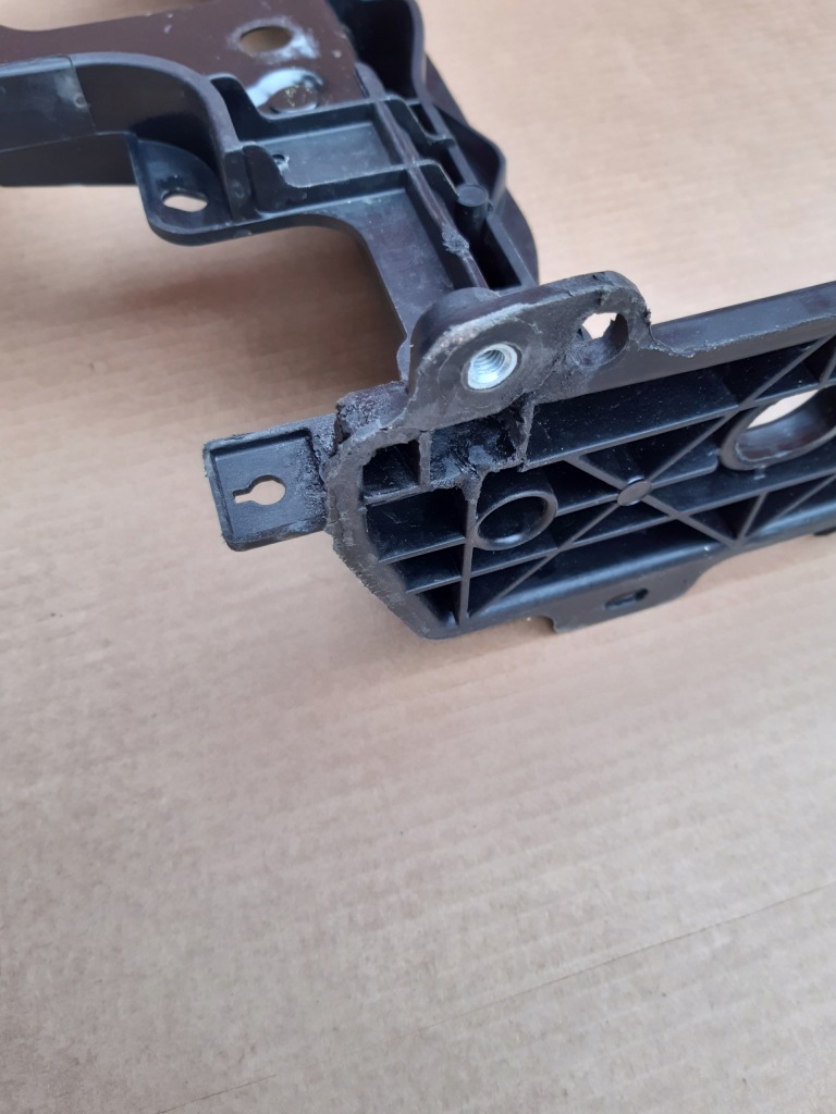 фото №10, Pas передній підсилювач передній hyundai i30 iii 17- 8200256118