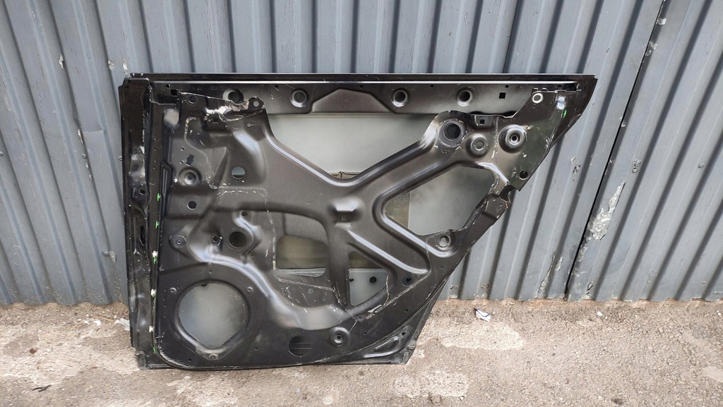 фото №6, Audi a4 b7 дверь правый задняя