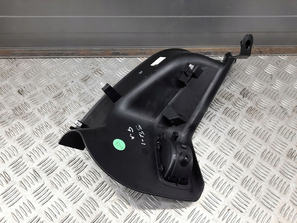 фото №5, Alfa romeo stelvio 2018 задняя сторона левая молдинг порог задняя