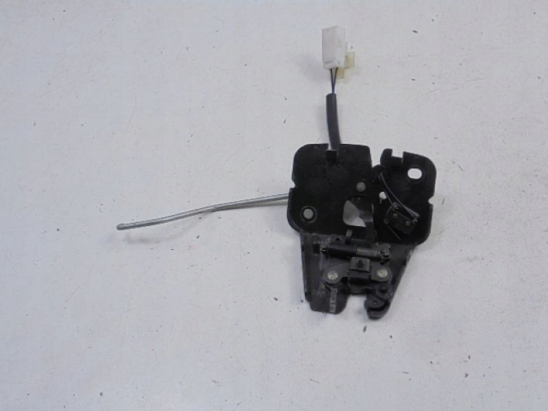 фото №4, Alfa romeo 156 97-00 замок кришки багажника sedan