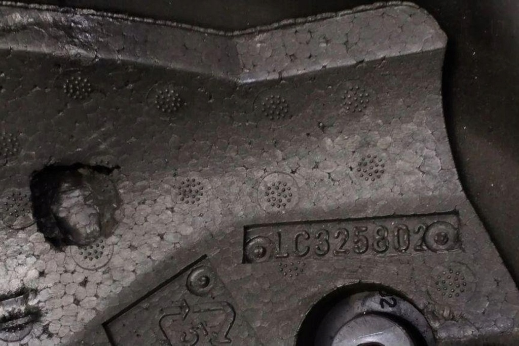 фото №10, Защита механизма рулевой alfa romeo gt 937_ ls325703 1.9l дизель