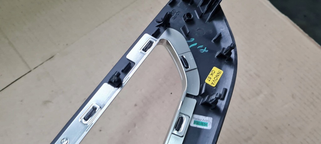 фото №9, Sq8 4m rsq8 q8 молдинг декоративна dekor двері лівий задня 4m8867449d rq8