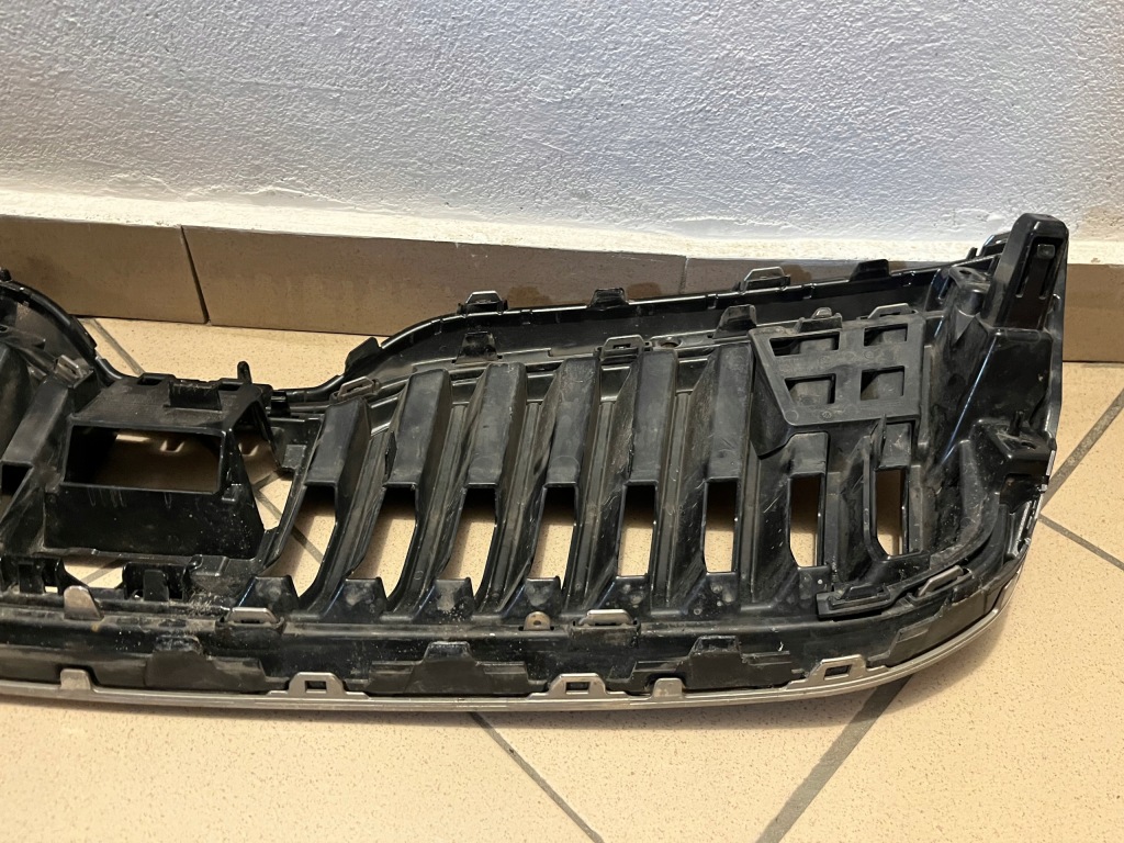 фото №11, Решётка радиатора решётка решётка радиатора бампера skoda superb iii 3 lift 19-