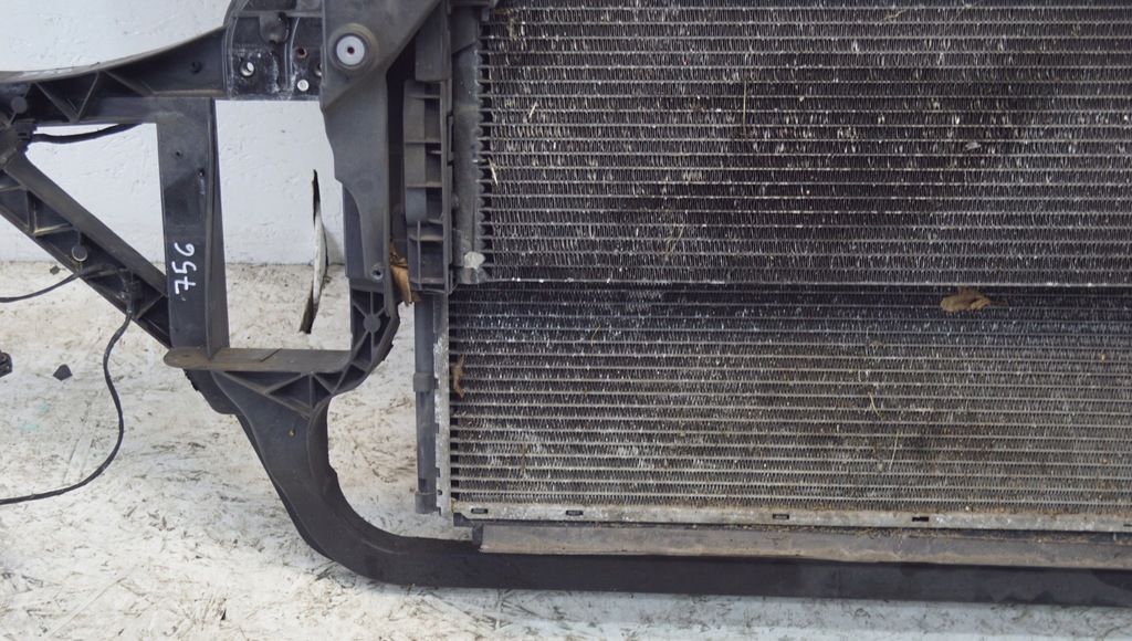 фото №6, Pas передний радиатор bmw x3 e83 2.0 d