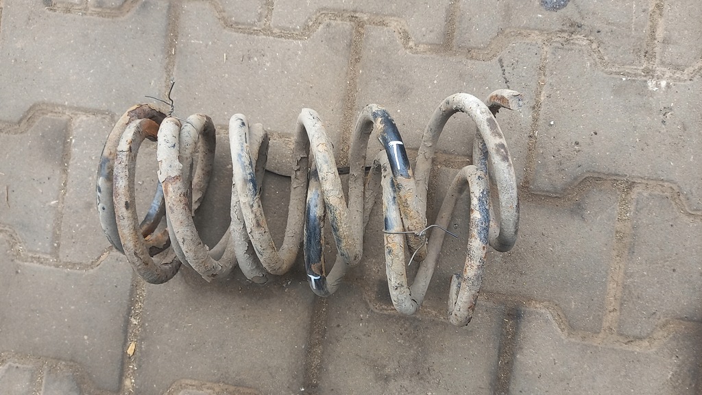 фото №1, Пружини задня toyota previa 01r 2.0d