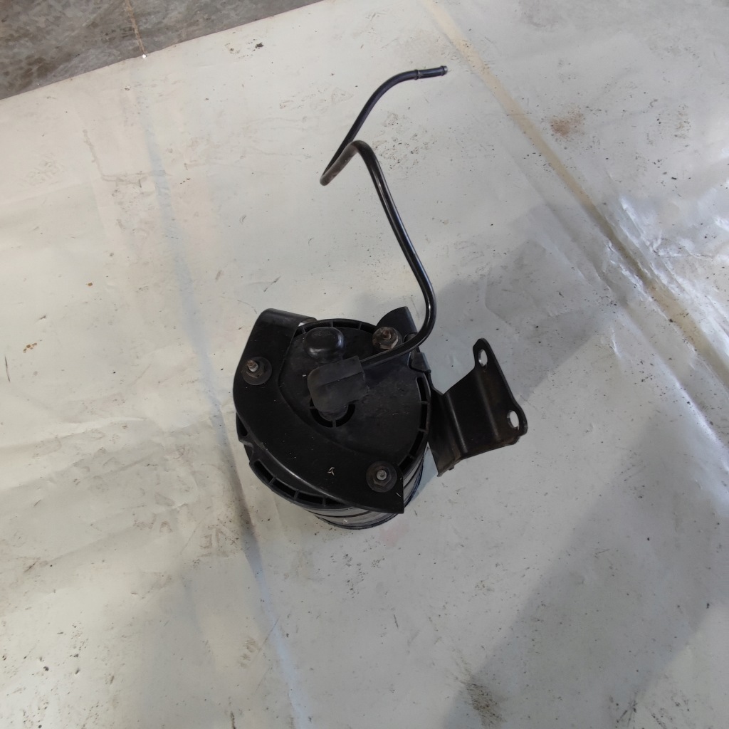 Jeep grand cherokee wj 4.0 фильтр угольный 53013628aa в Украине