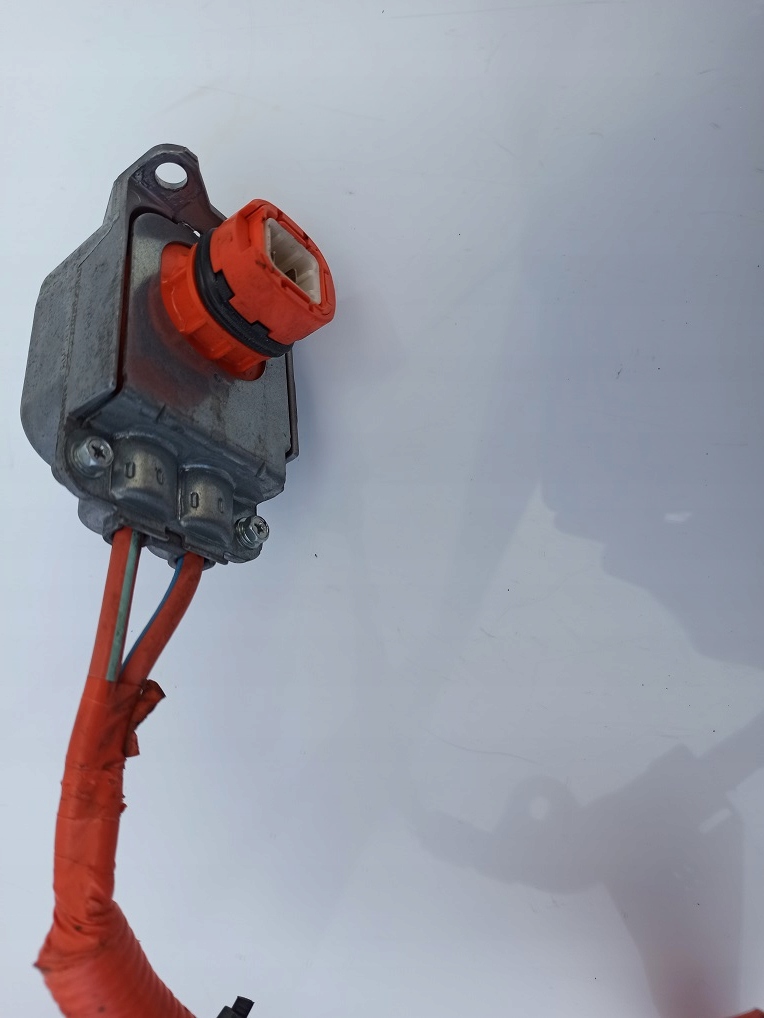 фото №2, Toyota ch-r шланг жгут питания аккумулятора 821h2 //