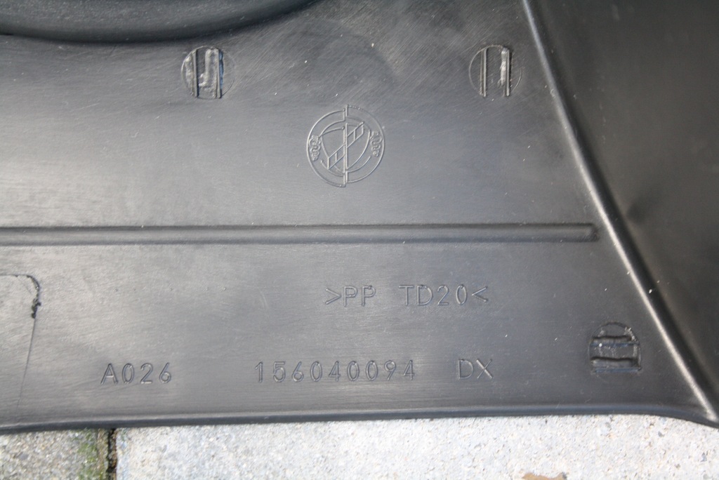 фото №10, Scjhowek багажника правый alfa romeo gt 156040094