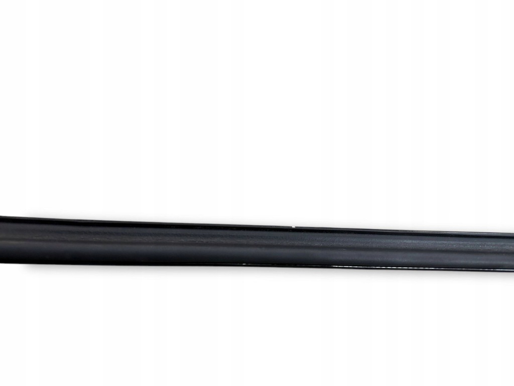 фото №8, Bmw 4 f32 f33 2018 молдинг / прокладка скло двері