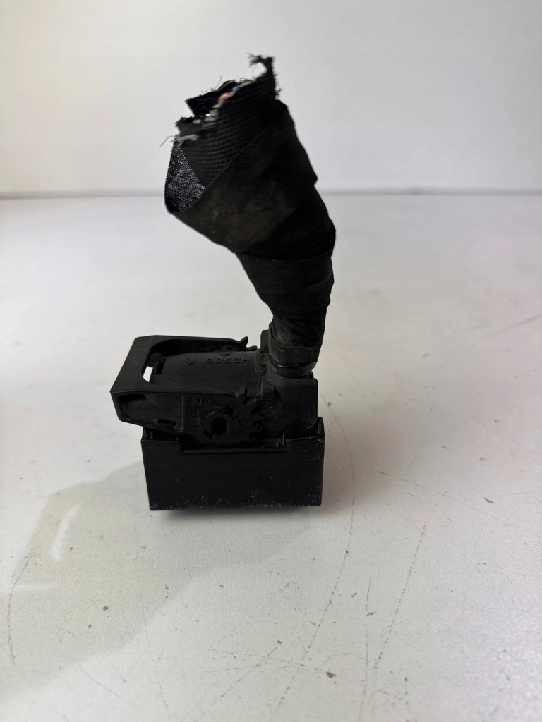 фото №10, Разъёмы штекер колодка блок управления двигателя opel astra j aa5g