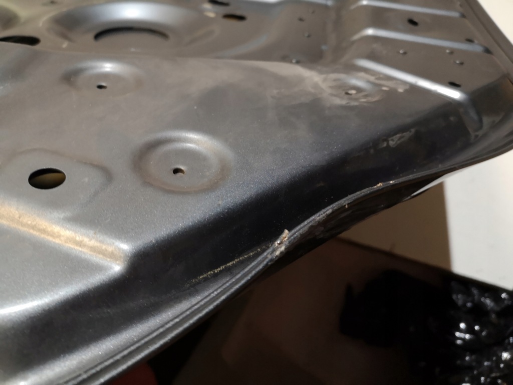 Купити Капот mercedes glc