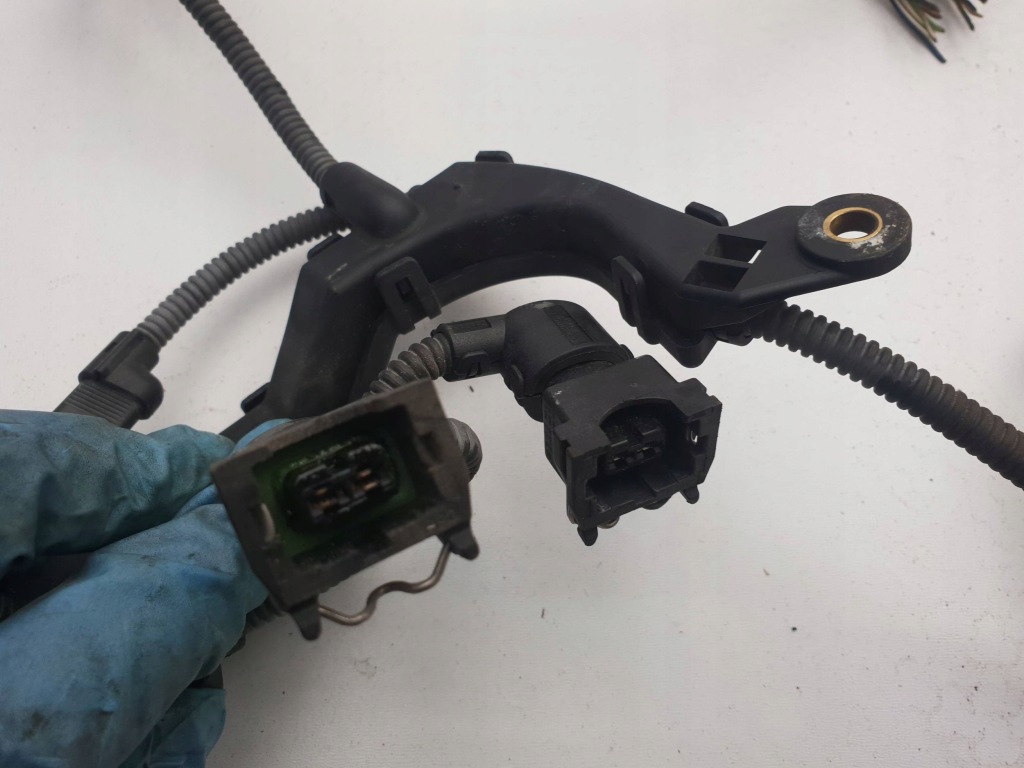 Купити Джгут двигуна комплект bmw 3 e90 e91 7570600